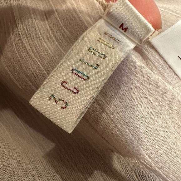 Sheer blouse, lace detail, laser cut, bell sleeve - Picture 6 of 6